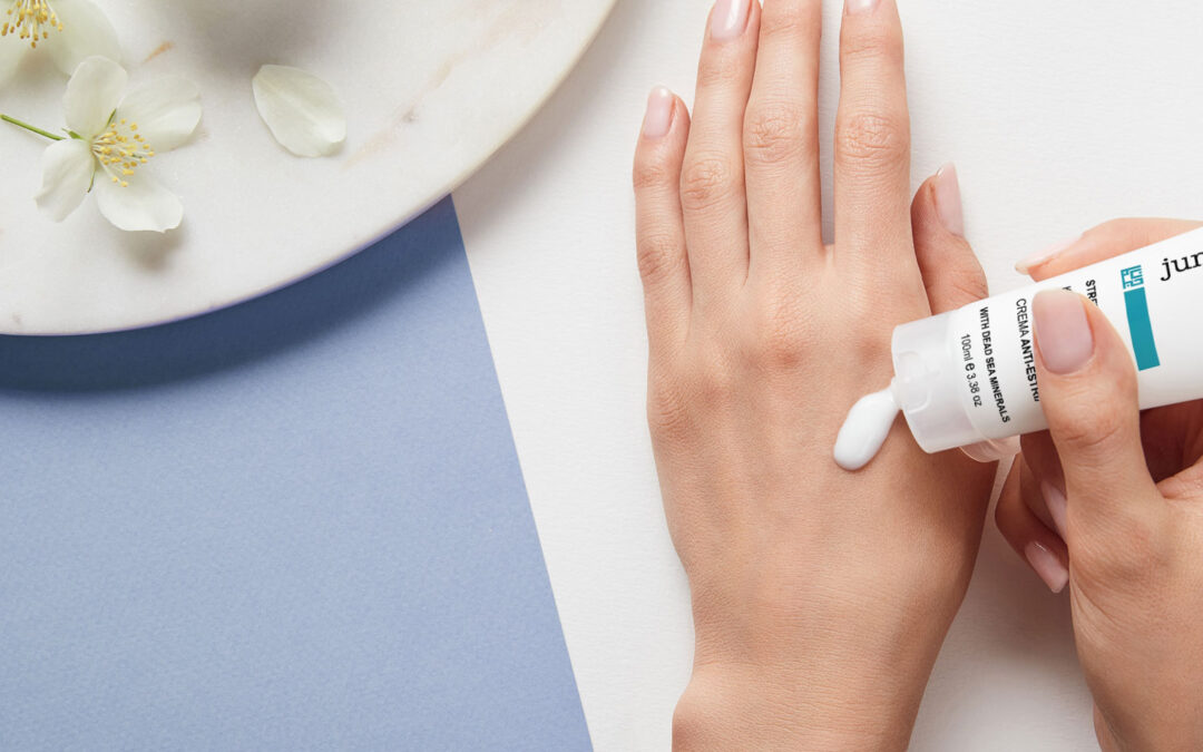 Le secret d’une peau radieuse : Découvrez le pouvoir des sels de la mer Morte